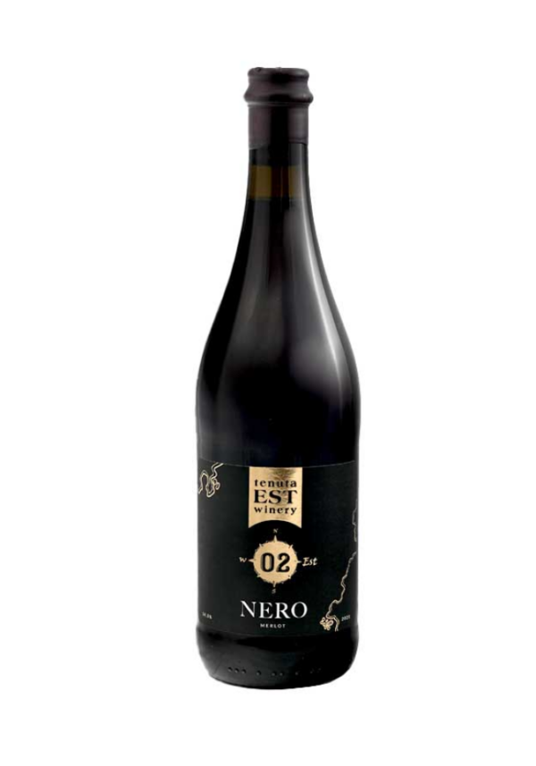vino-tenuta-est-02-nero-merlot-flasa-crveno-suvo